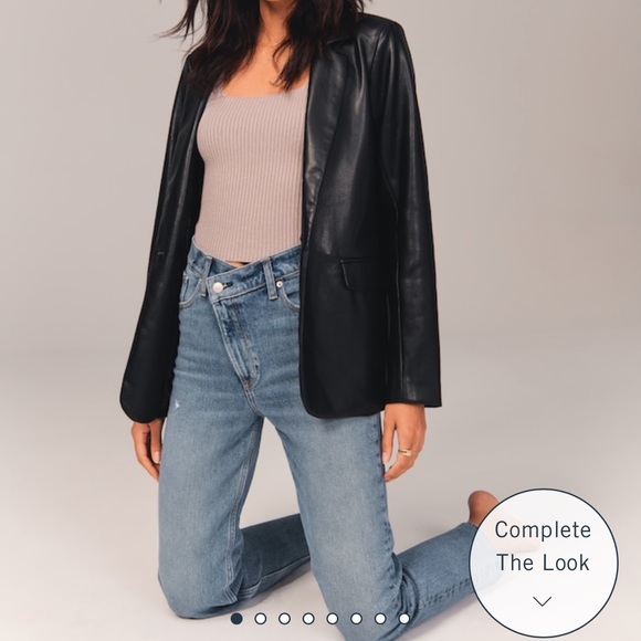 Abercrombie & Fitch Denim - Ultra High Rise 90s Straight Jean “33 Regular”